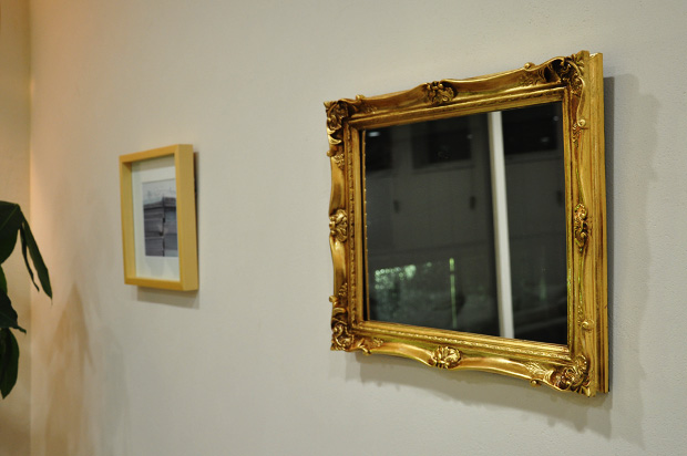 ミラー　壁掛けミラー　アンティーク　ゴールド