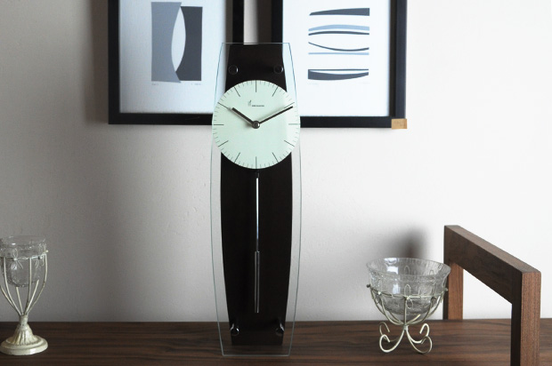 掛け時計　振り子　イメージ