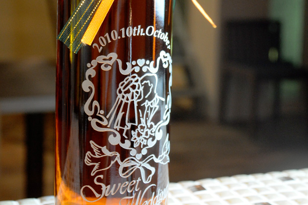 ワインボトル　ロゼ　イメージ