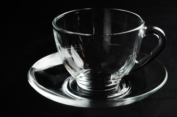 グラス　コーヒーカップ　イメージ