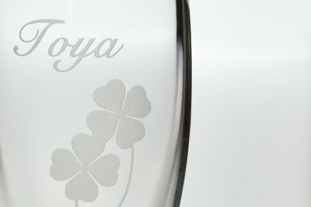 グラス　ビールグラス　イメージ