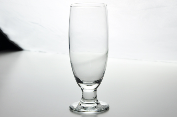 グラス　ビールグラス　イメージ