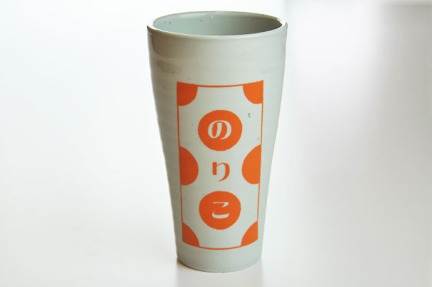 陶器　タンブラー　ホワイト　イメージ