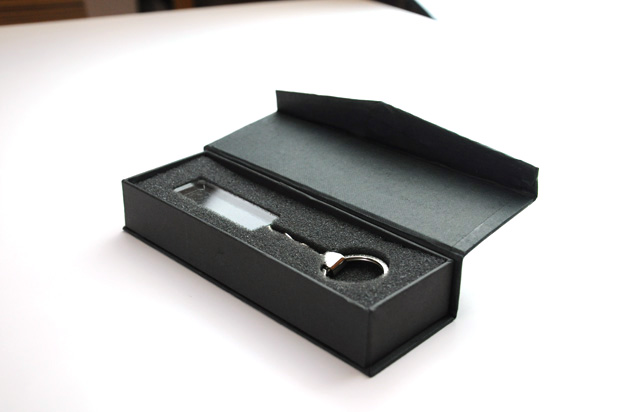 クリスタルキーホルダー　イメージ